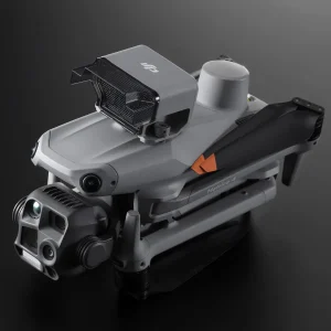 DJI Matrice 4T Drohne mit montierten AS1 Lautsprecher